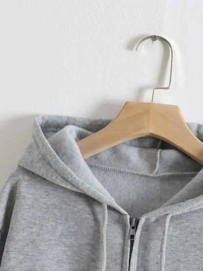 Drawstring Cropped Hoodie with Solid Color - Image 3