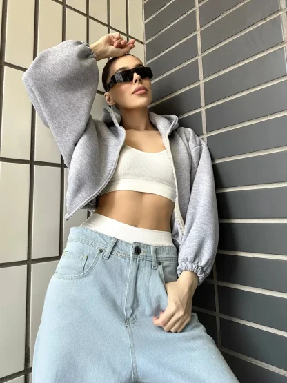 Solid Color Cropped Hoodie with Elastic Waist - Image 9