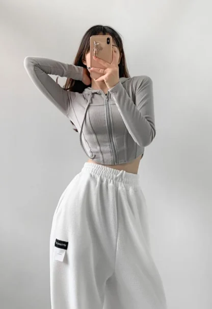Sexy Cropped Hoodie with Zippered Closure - Image 7