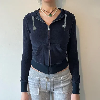 Fitted Cropped Hoodie with Drawstring - Image 14